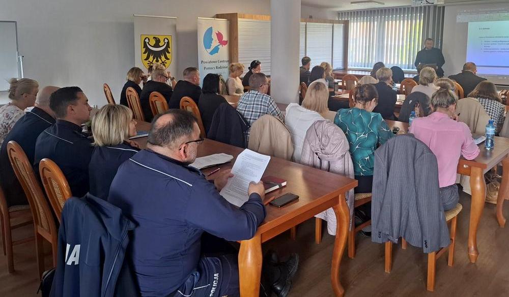 grupa osób podczas szkolenia