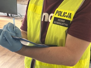 zdjęcie kolorowe: zabezpieczone przez opolskich kryminalnych narkotyki