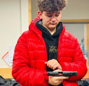 jednostki policyjnej broni