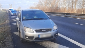 pojazd na autostradzie